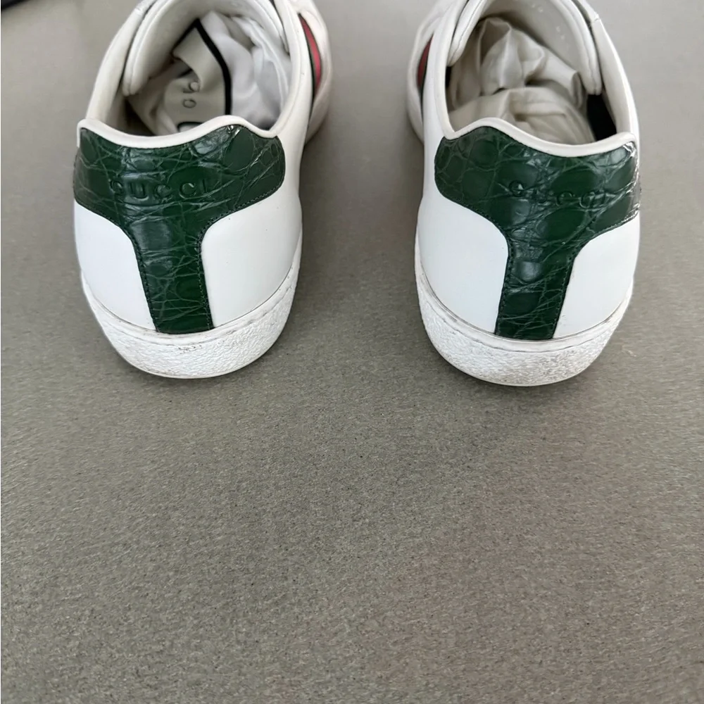 Gucci Men's White Ace Sneakers with Green and Red Accents. Sz US11/UK10 - Picture 3 of 4